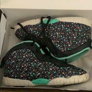 9c Nike little posits one QS